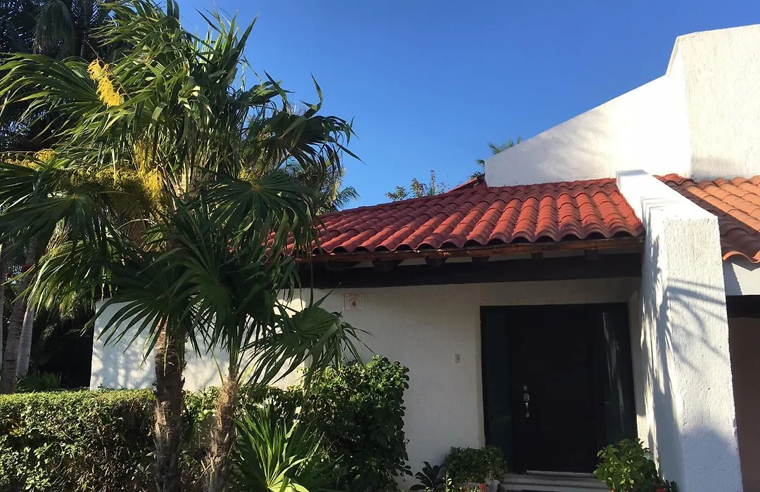 Large House - Walking To Beach - 10 Guests!-1