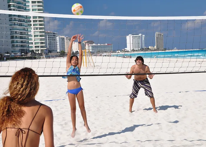 Beach hotel: Sunset Royal