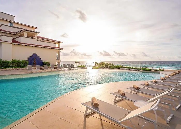 All inclusive resort Grand Park Royal Cancun (Adults Only)